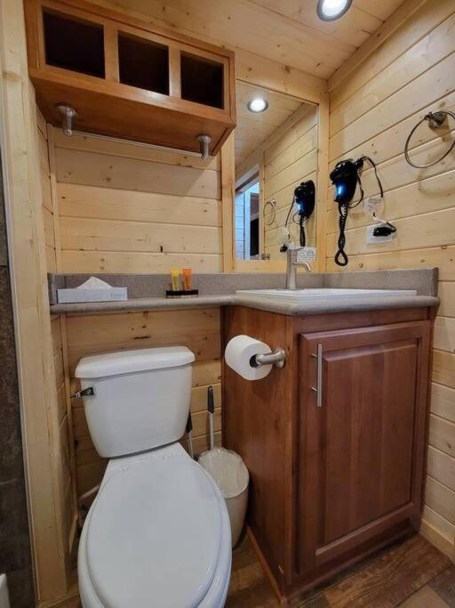 ואלה 036 Tiny Home Nr Grand Canyon South Rim Sleeps 8 - Full Kitchen מראה חיצוני תמונה