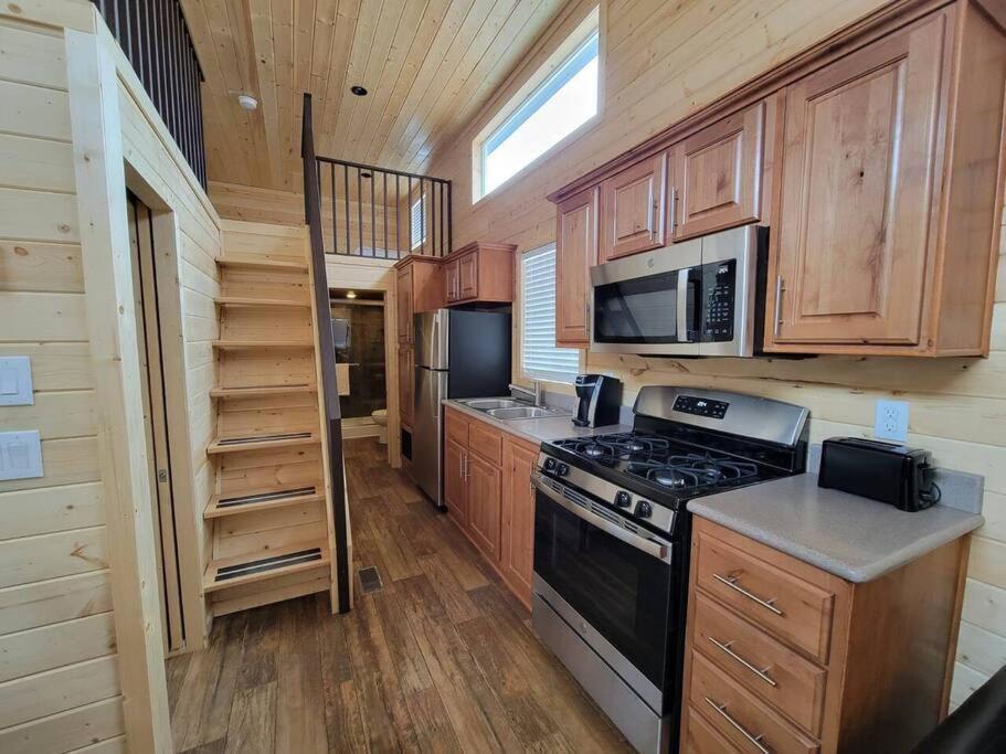 ואלה 036 Tiny Home Nr Grand Canyon South Rim Sleeps 8 - Full Kitchen מראה חיצוני תמונה